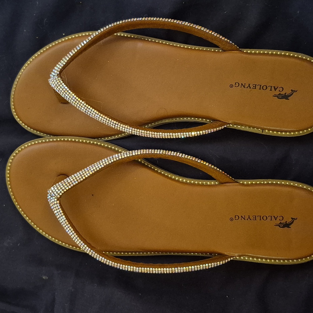 Caloleyng Womens Leather Dress Flat Thong Sandals Rhinestone Gold Size 11, NWOB